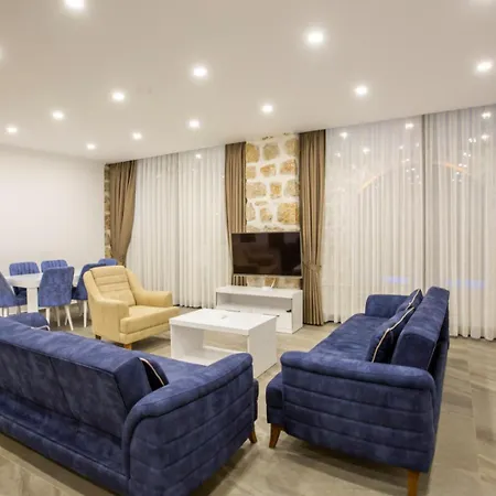 Royal 3 * 卡斯
